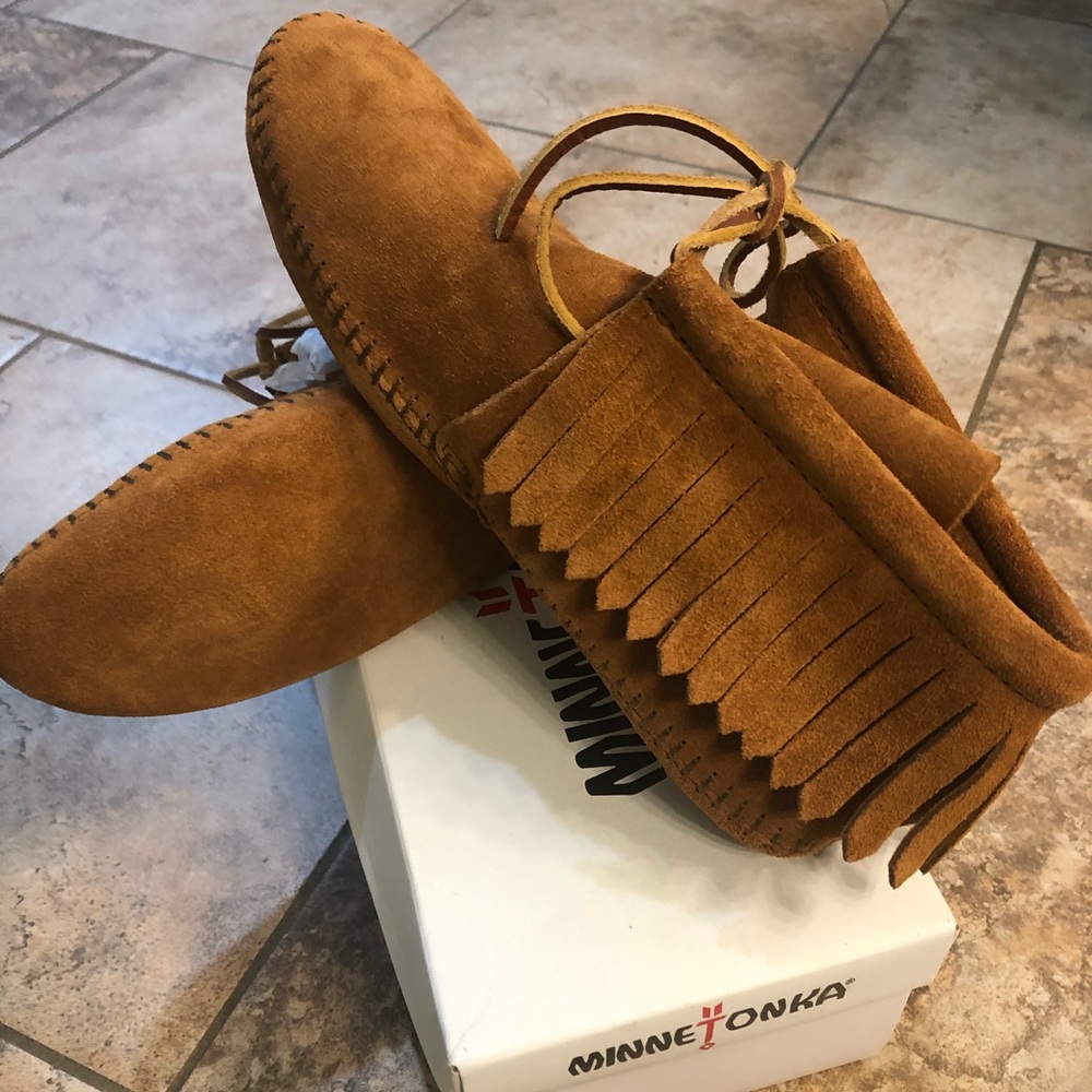 Minnetonka fringe softsole boot